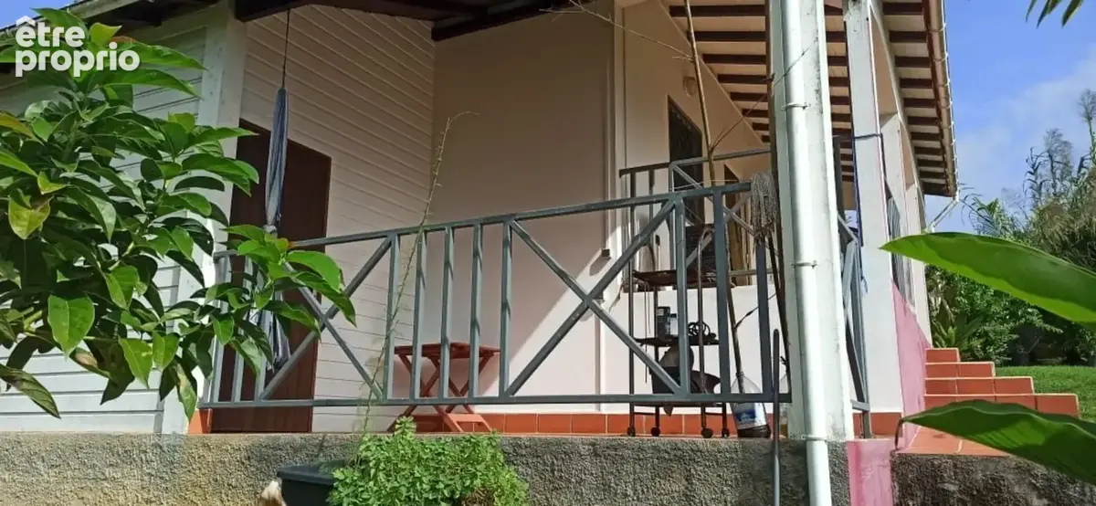 Maison à PETIT-BOURG