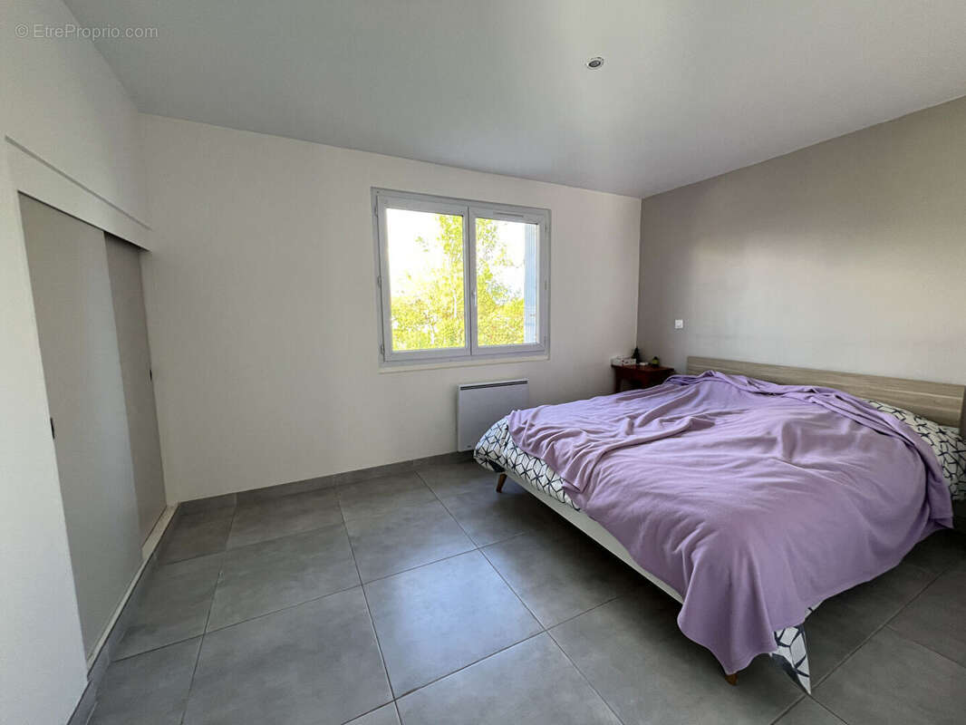 Spacieuse maison familiale avec fort potentiel - Quartier calme de Caussade - photo 4