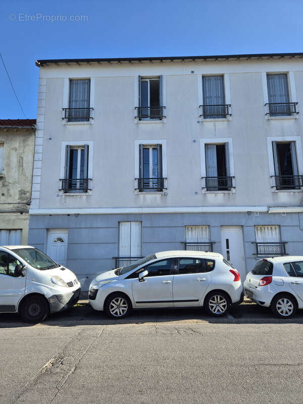 Appartement à CLICHY-SOUS-BOIS