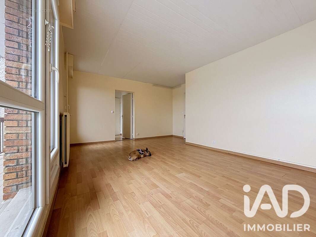 Appartement 54 m² à Maurepas  - photo 4