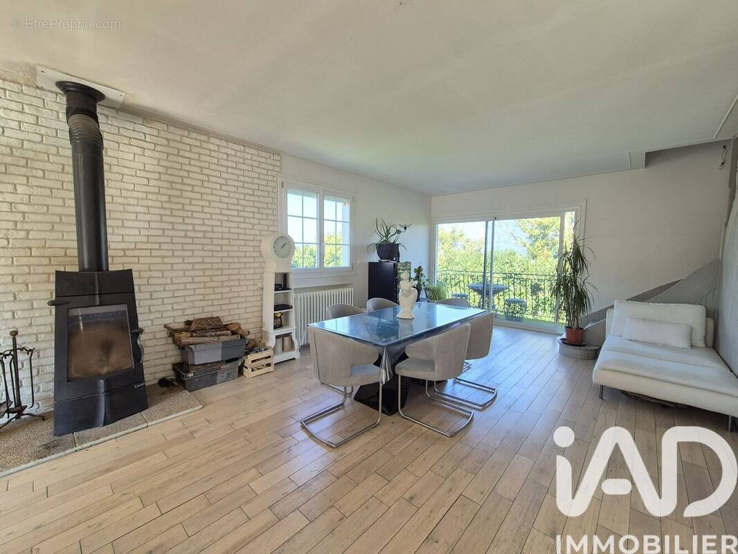 Photo 1 - Maison à CHENY