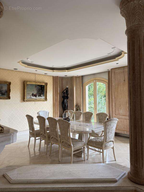 Maison à COLLONGES-AU-MONT-D&#039;OR