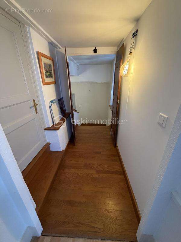 Appartement à RENAISON