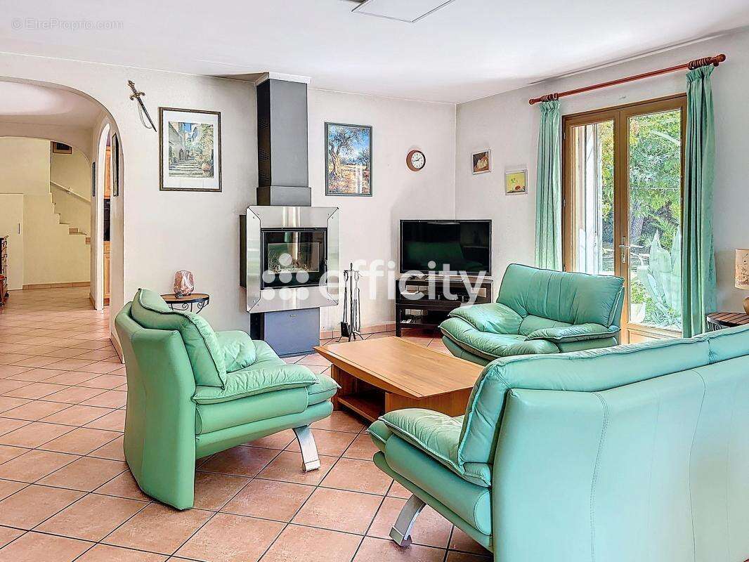 Maison 128 m² à Saint-Remy-De-Provence  - photo 5