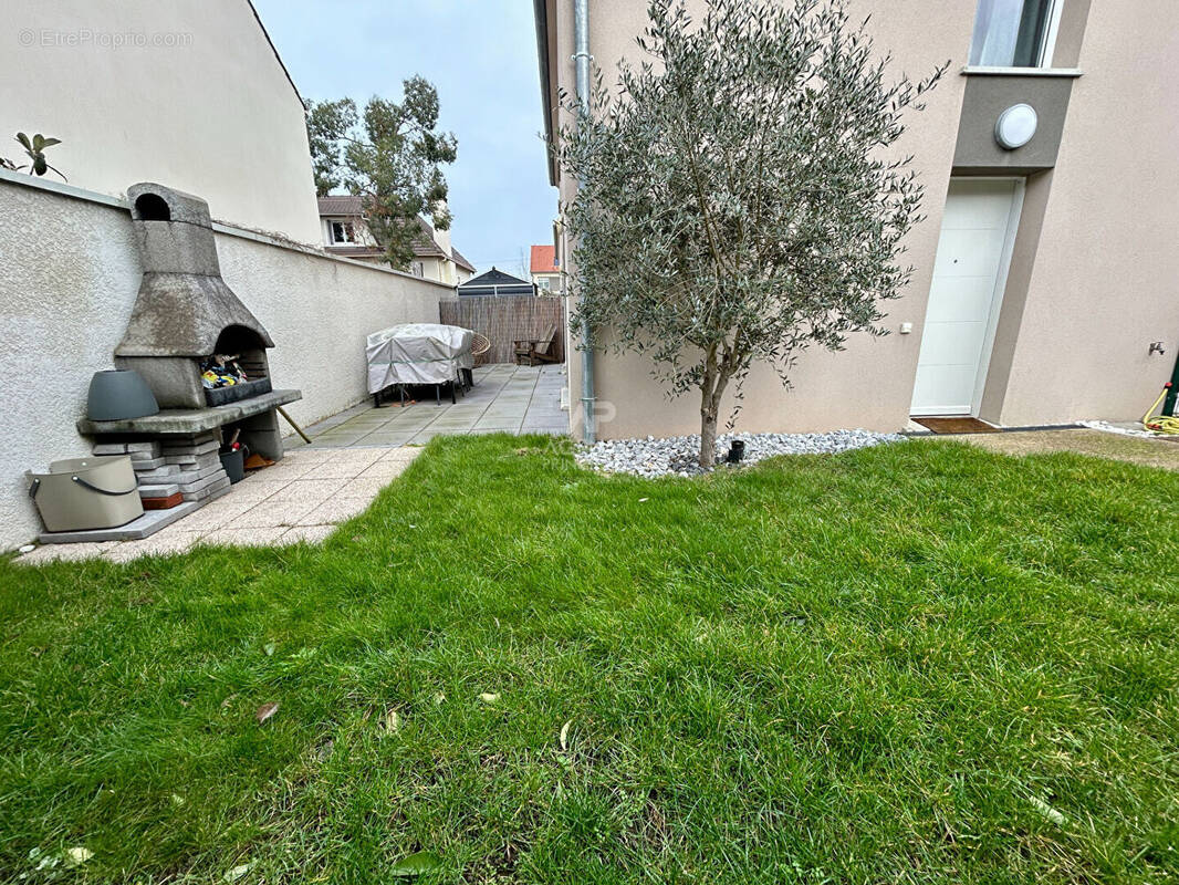 Maison à CARRIERES-SOUS-POISSY