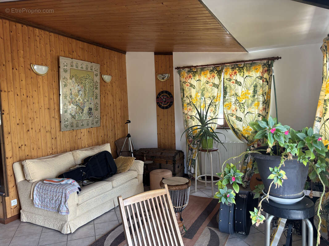 Maison à MAISONNAIS