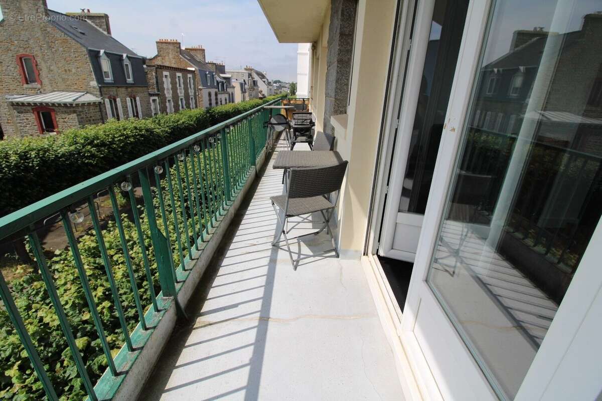 Appartement 107 m² à Saint-Brieuc  - photo 2