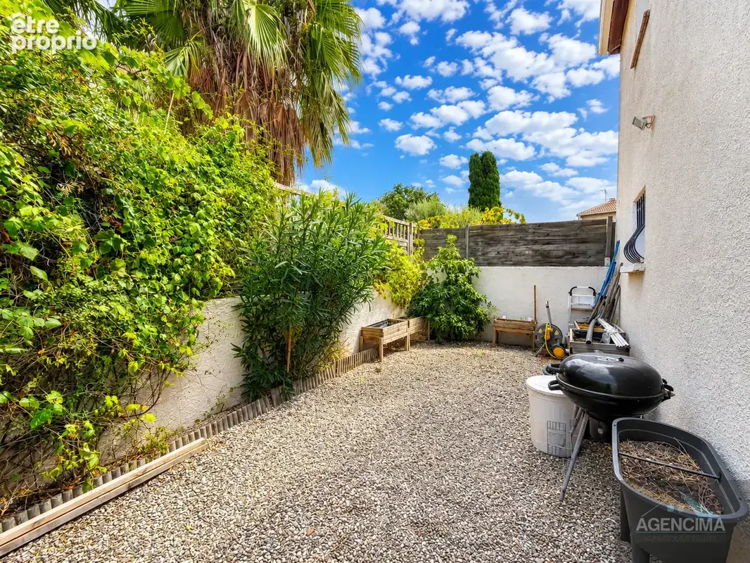 À vendre à Marseillan, bord d'étang dans un cadre de vie rare - photo 12
