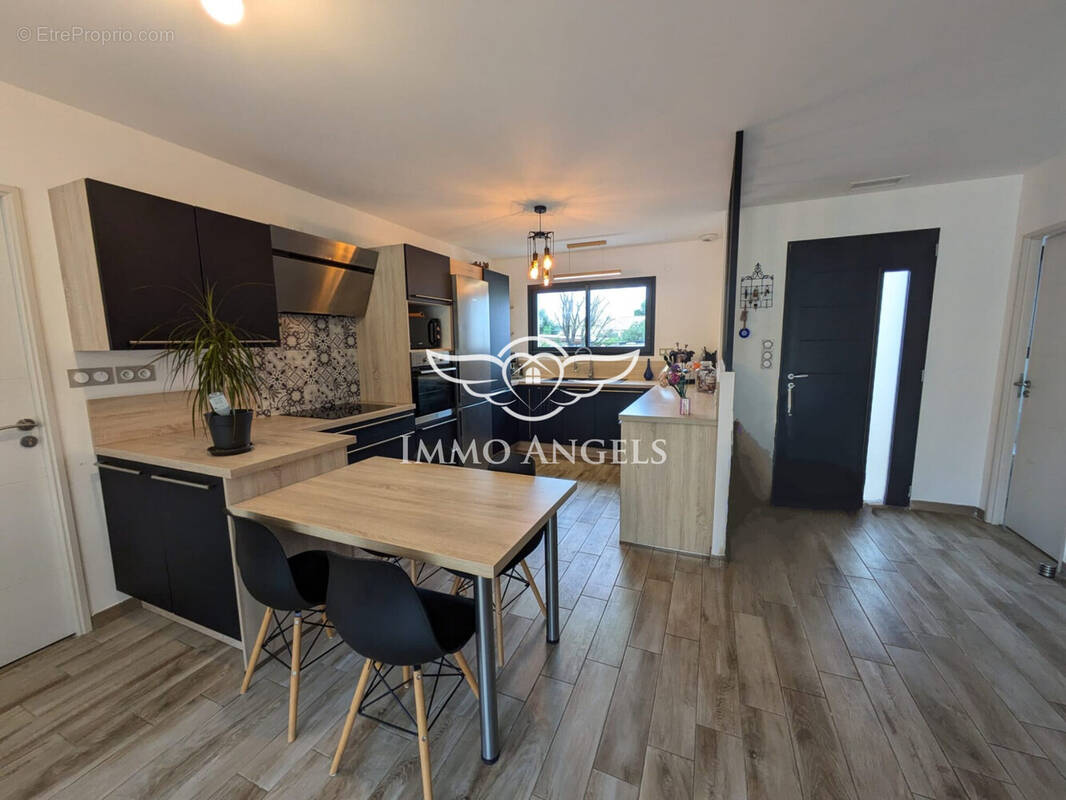 Cuisine - Maison à AGDE