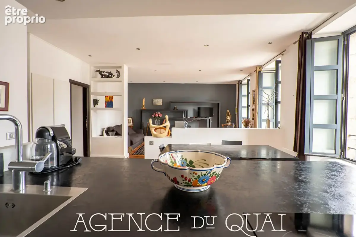 Appartement de standing en duplex avec terrasse de toit et vue exceptionnelle sur la cathédrale de Quimper - photo 6