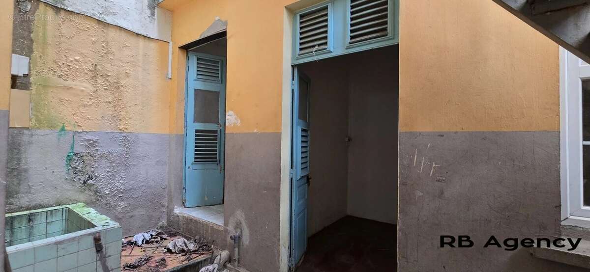 Maison à FORT-DE-FRANCE