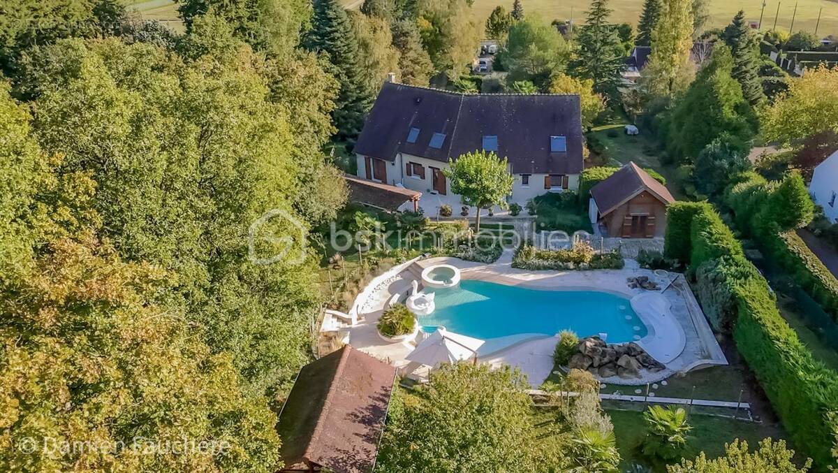 Maison à MILLY-LA-FORET