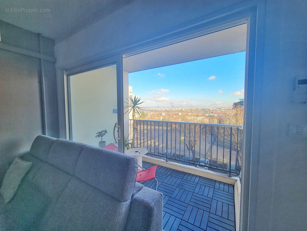 Appartement à OULLINS