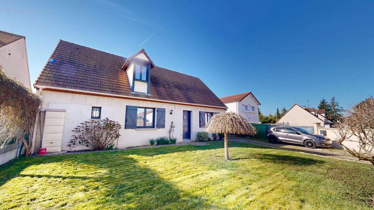 Maison à MAREUIL-LES-MEAUX