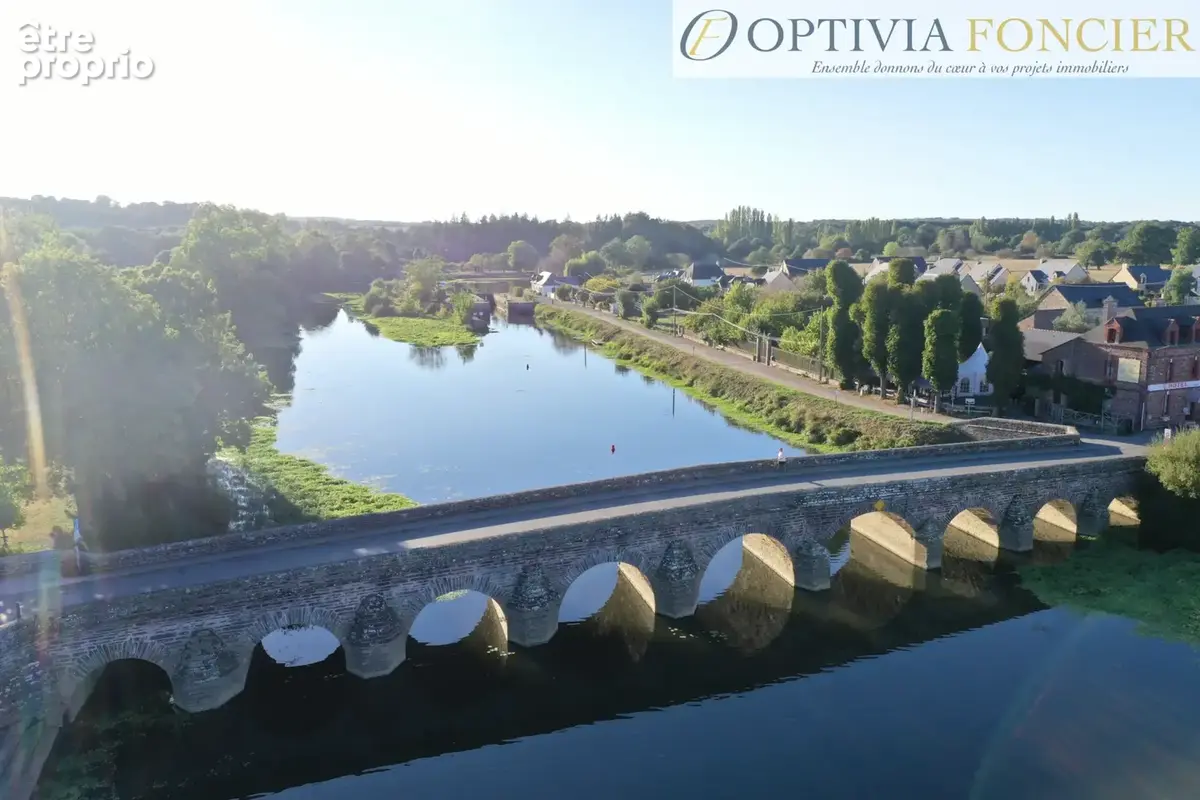 Maison en pierre de caractère T5 - 143 m2 à Pont-Réan - Vue vilaine - photo 14