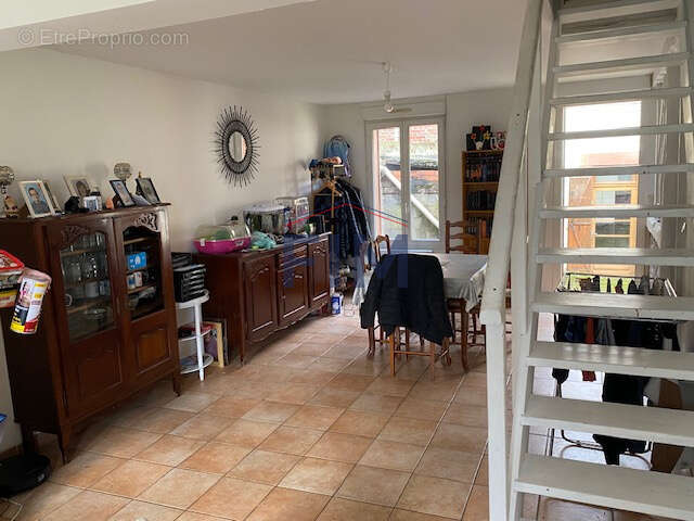 Maison à WOINCOURT