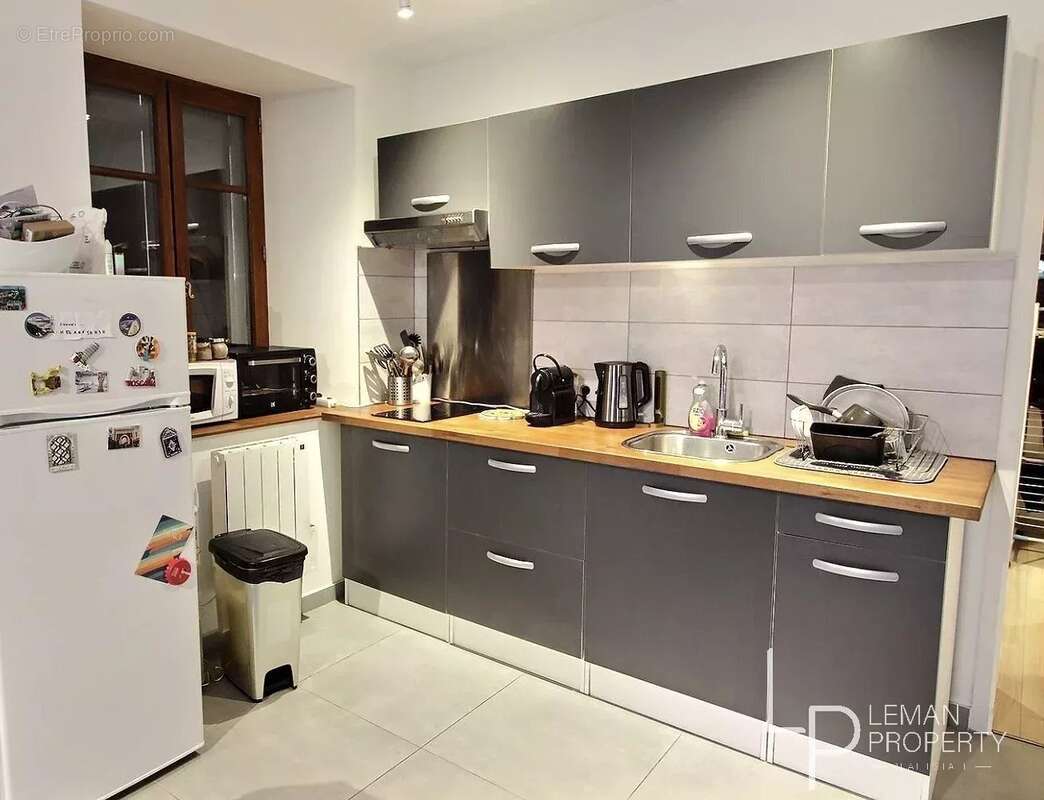 Appartement à CONTAMINE-SUR-ARVE