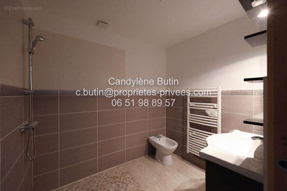 Maison à LA LIVINIERE