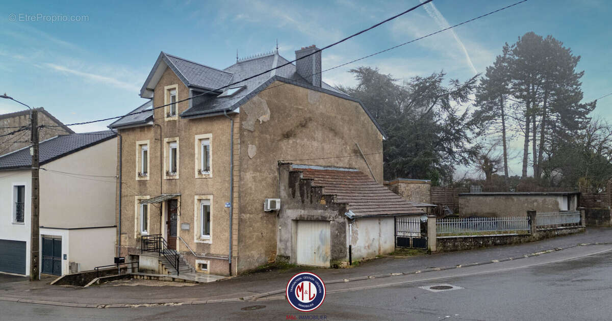 Maison à AUMETZ