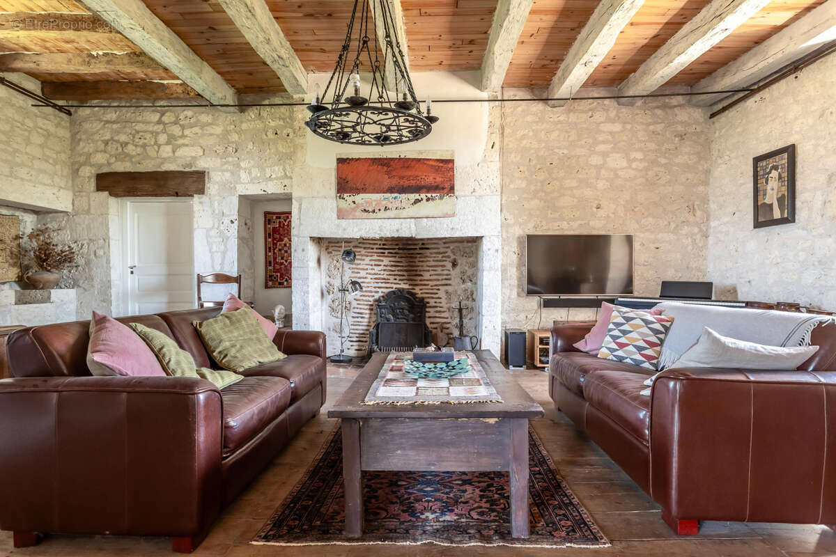 Propriété de campagne avec piscine et dépendances - photo 30