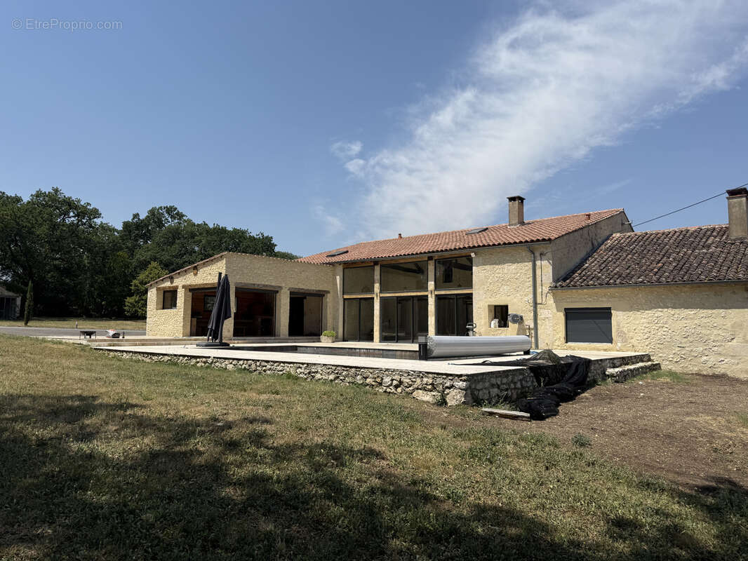 Domaine d'Exception de 2,5 Hectares   Maison de Prestige, Gîte et Dépendances   La Romieu (Gers) - photo 3