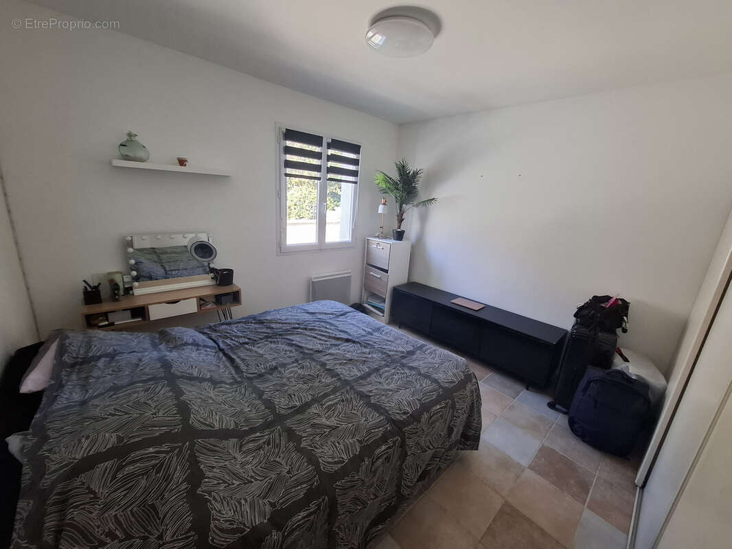 Maison à FONTVIEILLE