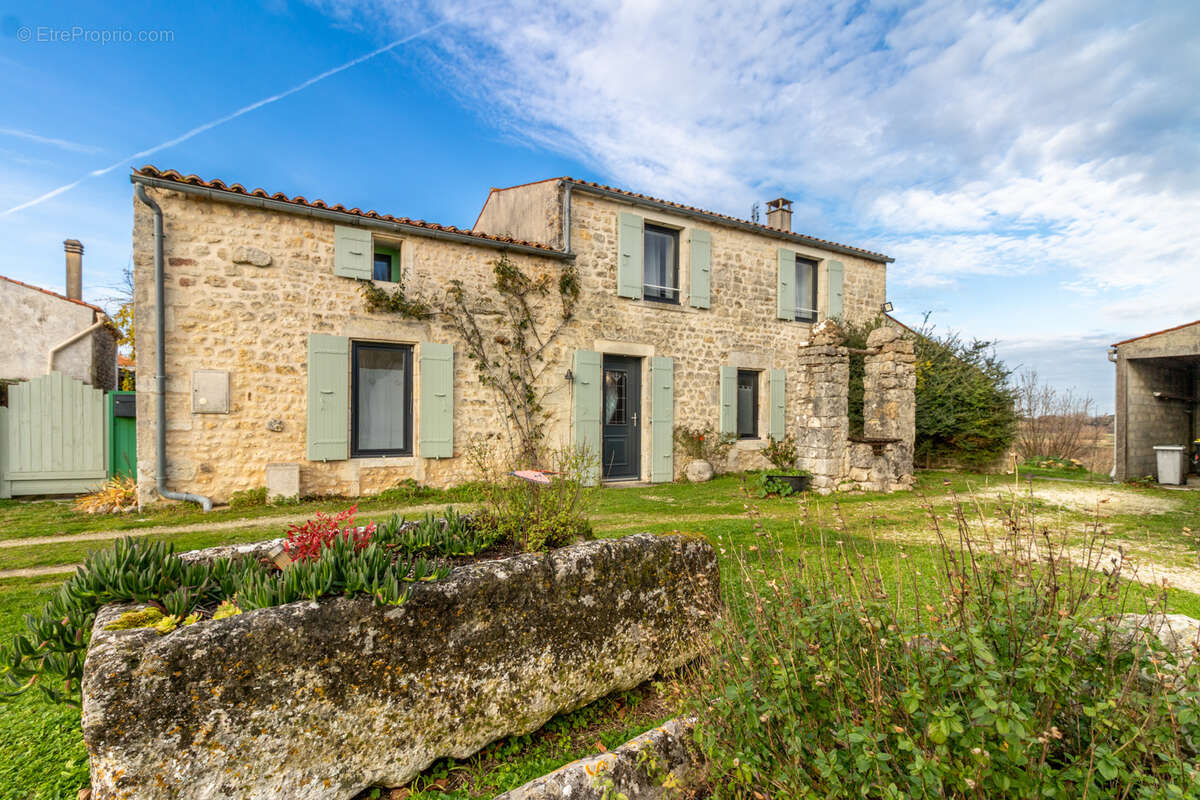 Maison à NANCRAS