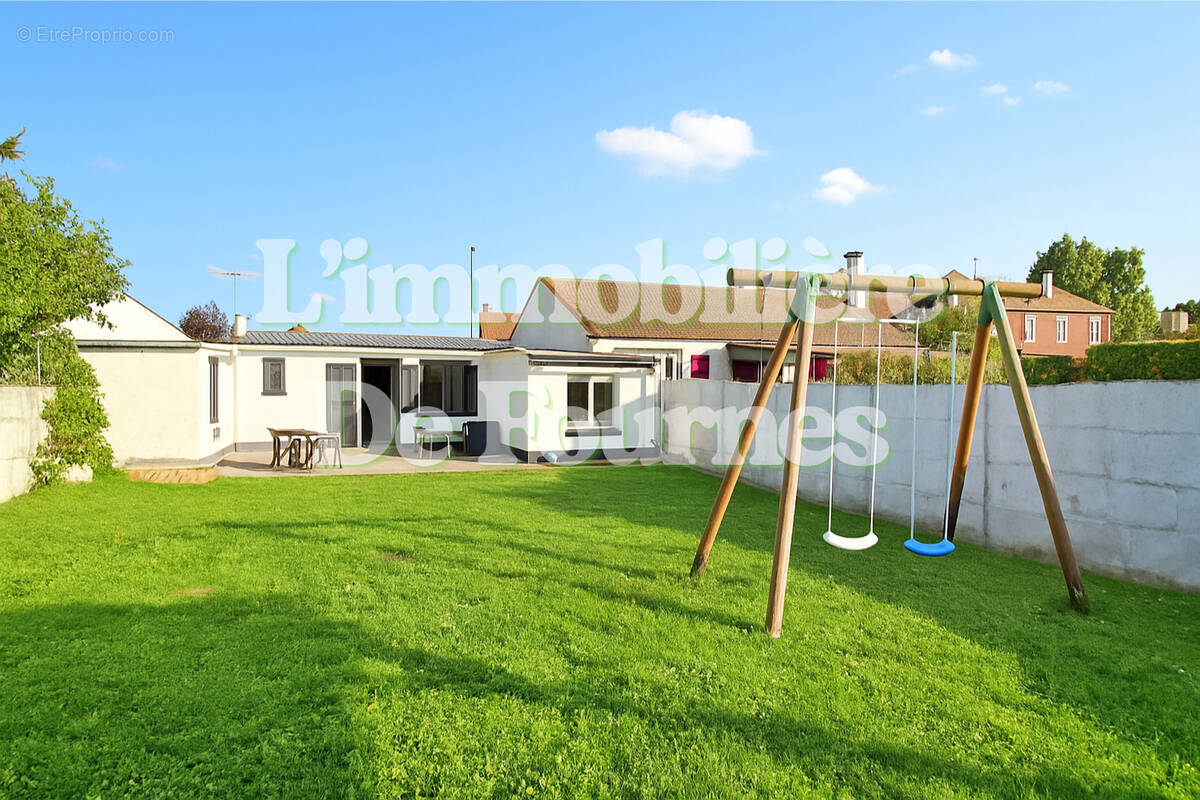 Maison à HOUPLIN-ANCOISNE