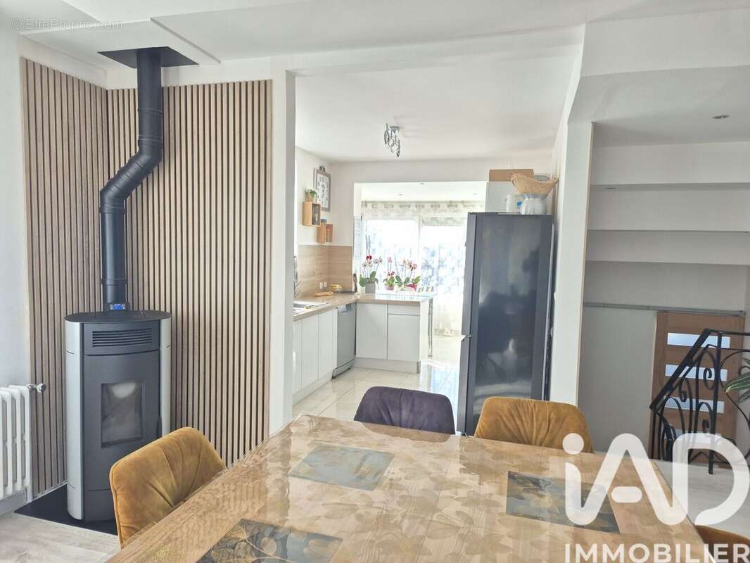 Photo 2 - Maison à LA FERRIERE