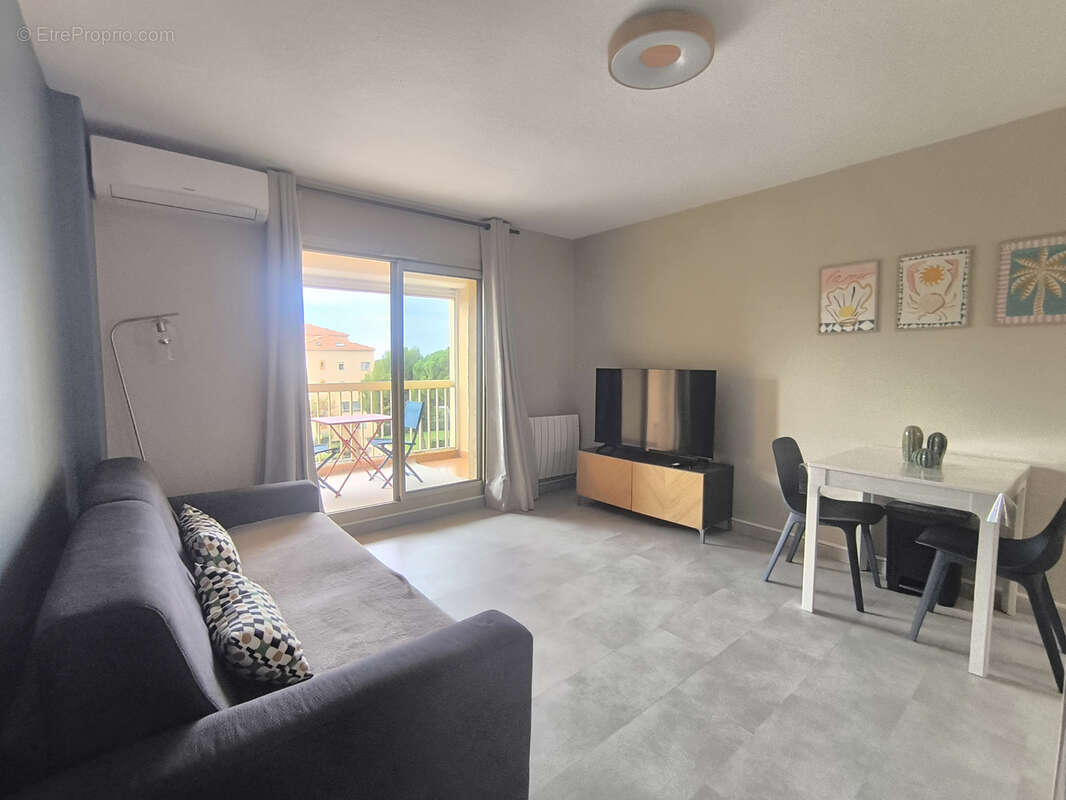 Appartement à SIX-FOURS-LES-PLAGES