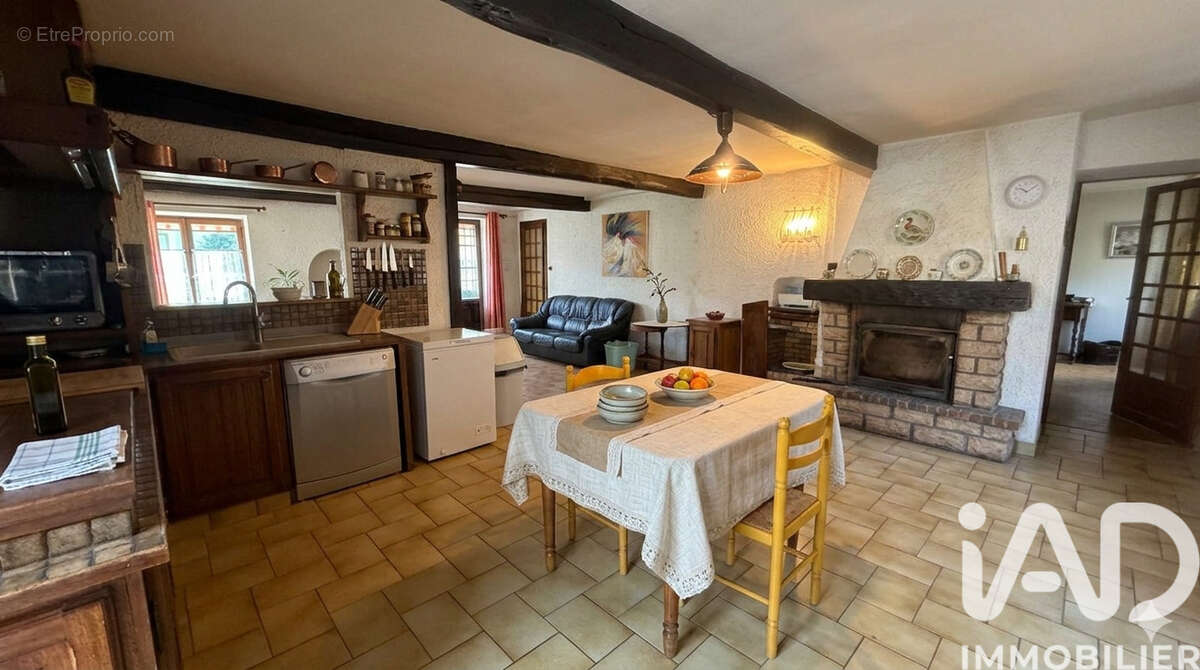 Photo 9 - Maison à VEUREY-VOROIZE