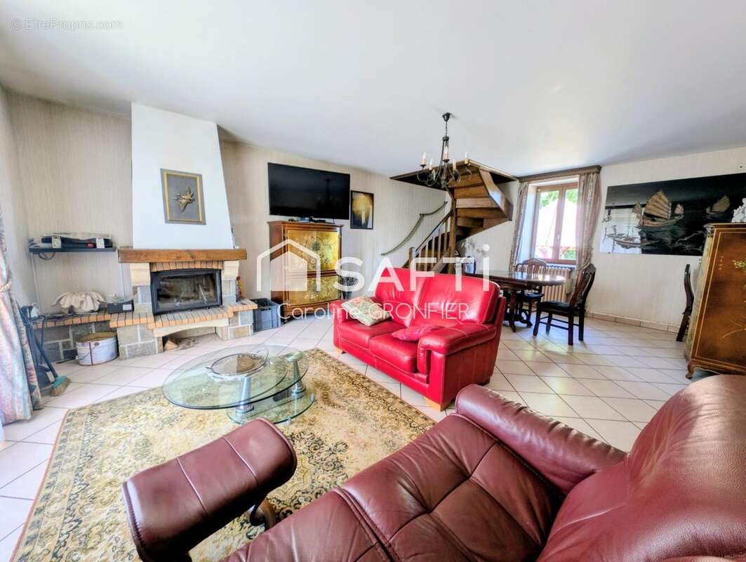 Photo 6 - Maison à PALINGES