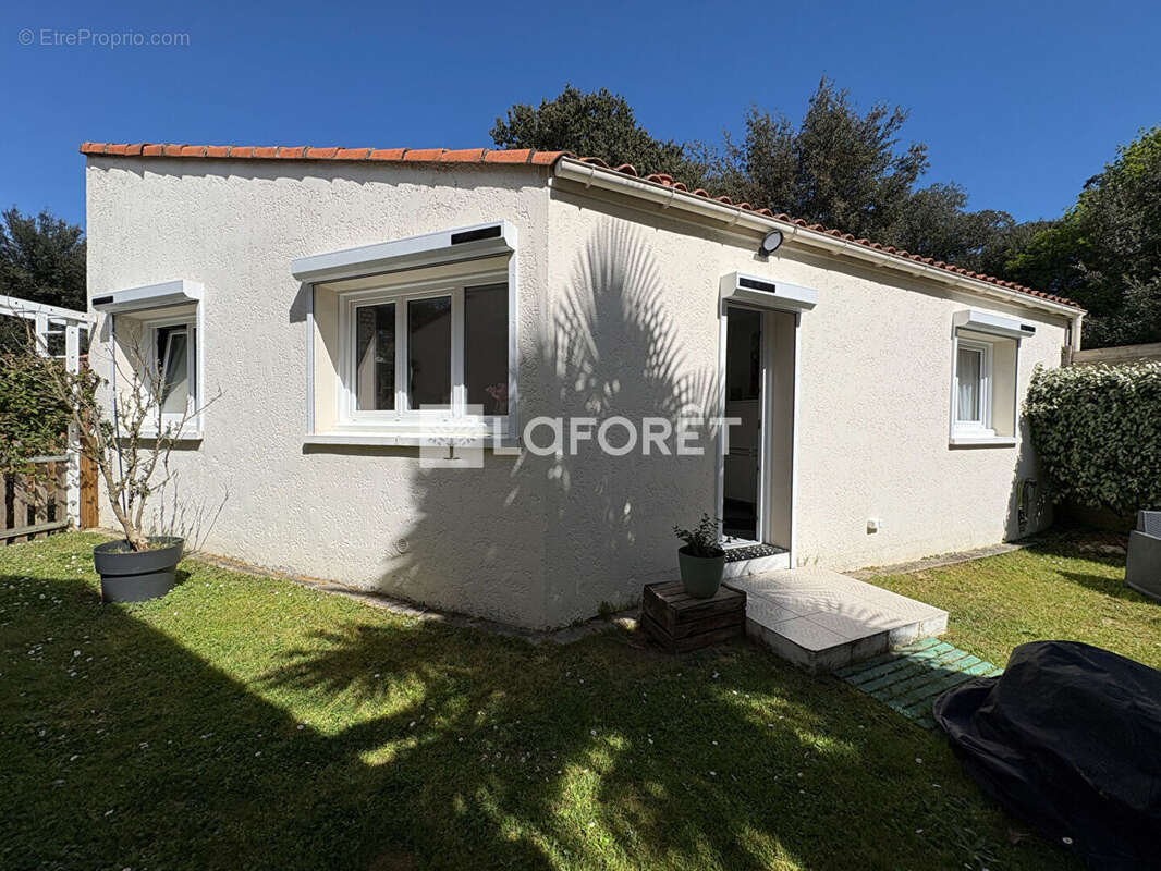 Maison à MESCHERS-SUR-GIRONDE