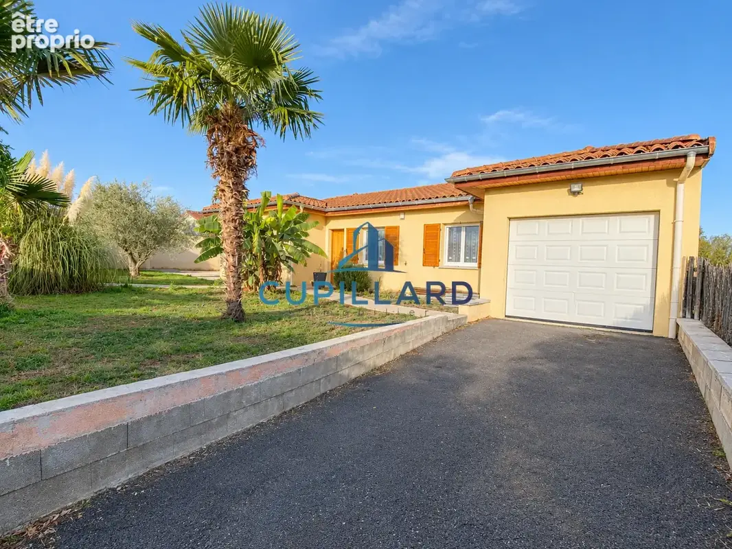 OUCHES - Maison de plain-pied - 140m2 - 4 chambres - piscine hors-sol et terrain clos. - photo 6
