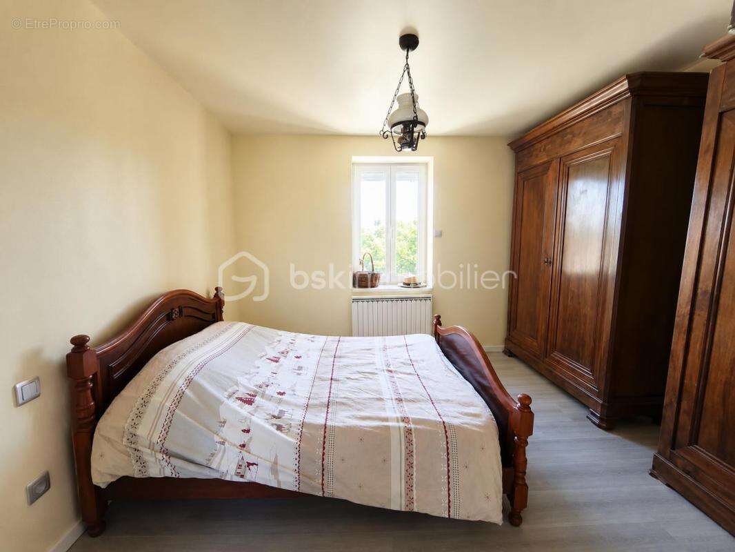 Propriété familiale où espace, confort et sérénité se rencontrent - photo 14