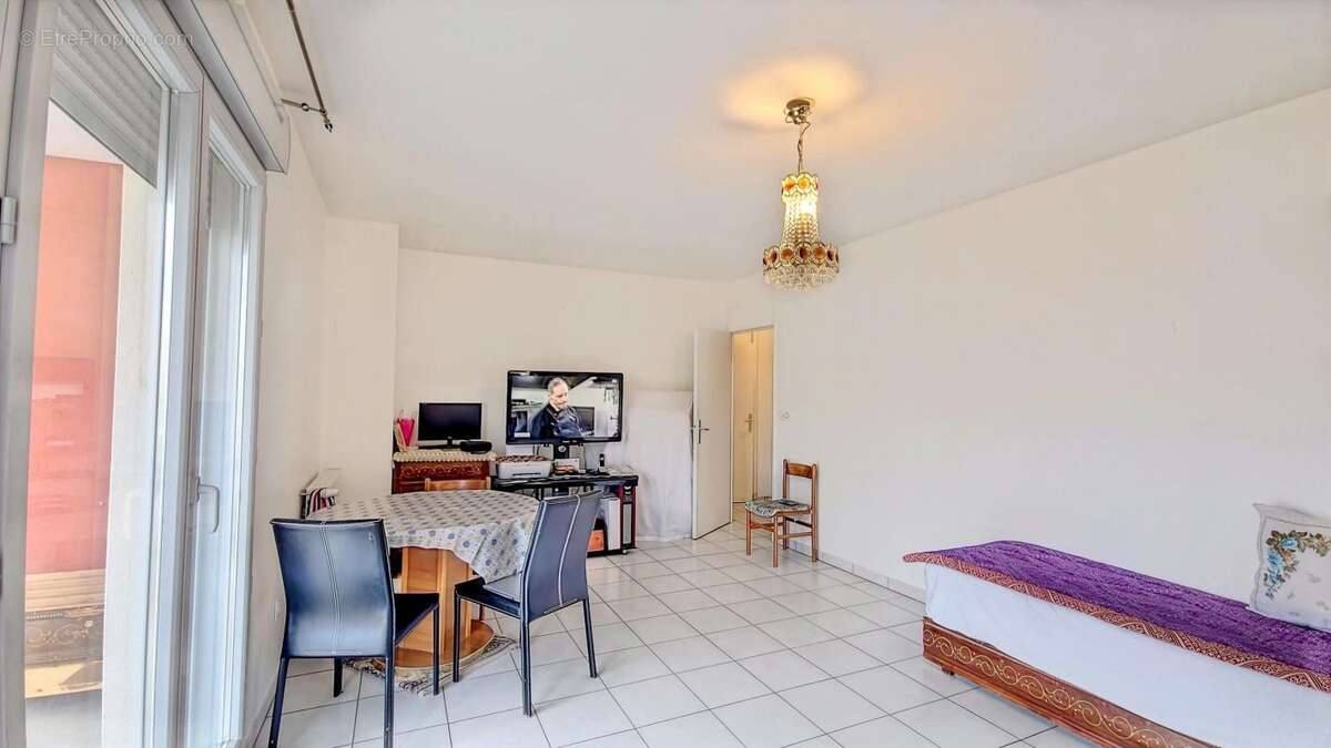 Appartement à CHENOVE