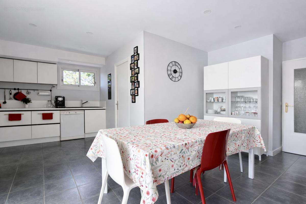 Maison à VEYRE-MONTON