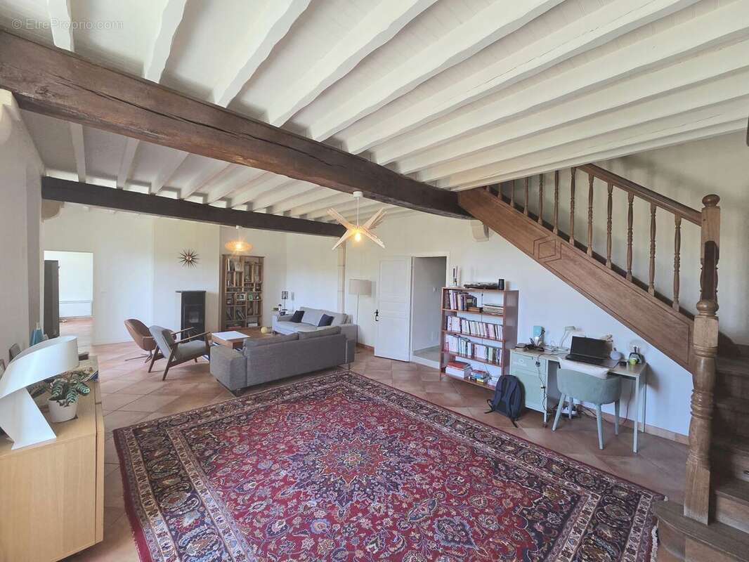 Maison à GENISSAC