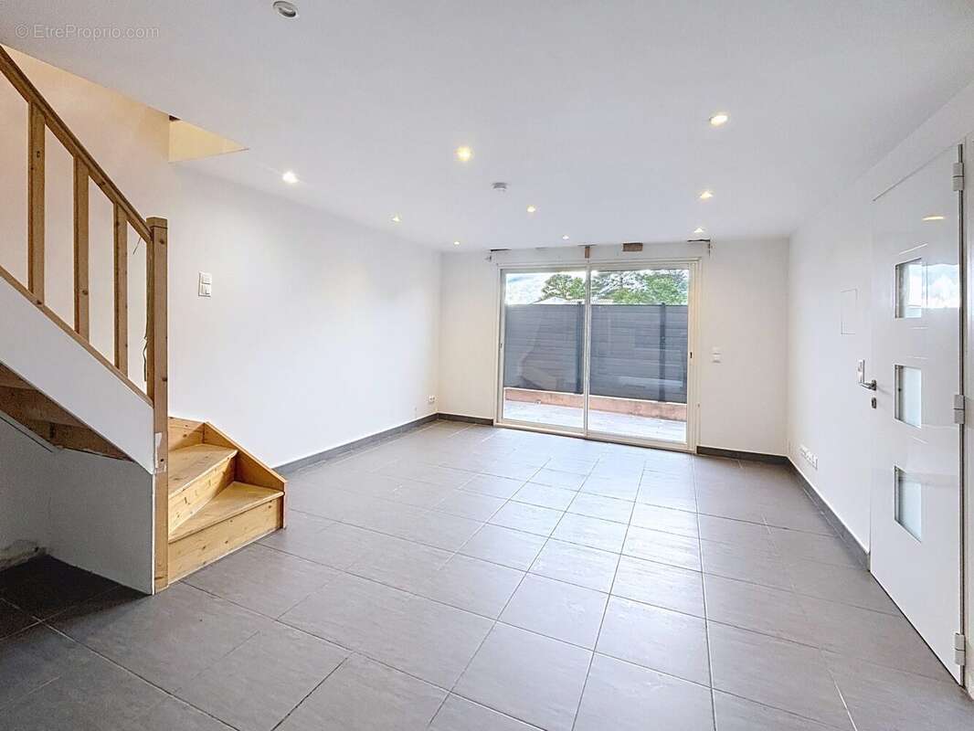 Appartement à GRASSE