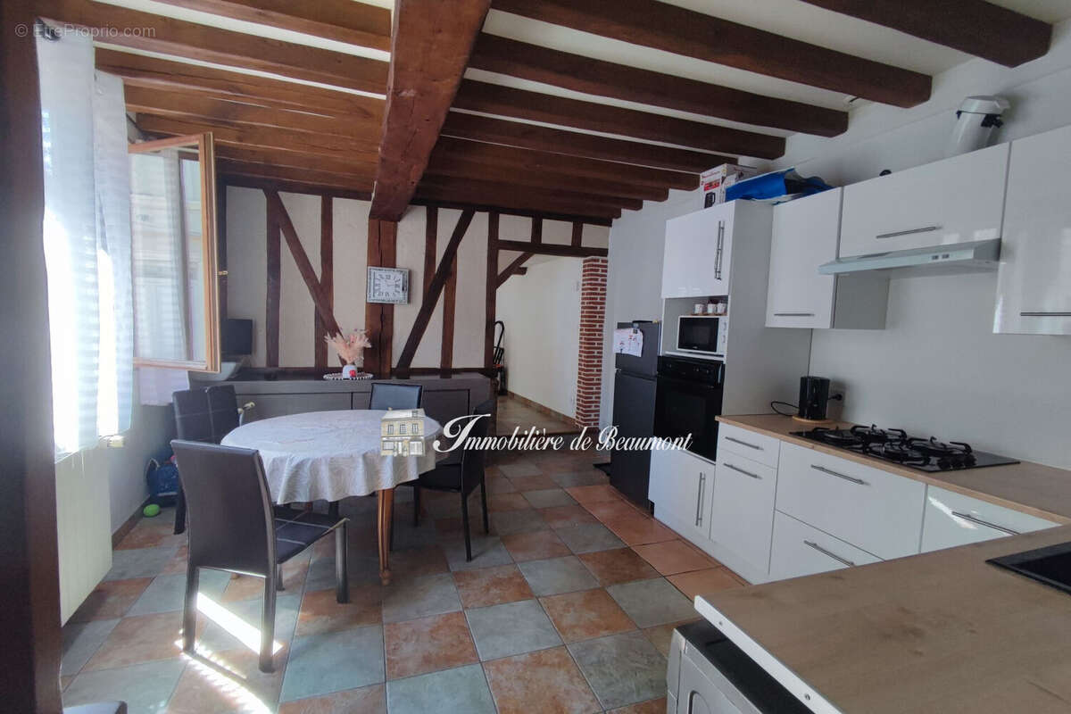 Maison 65 m² à Bernay  - photo 4