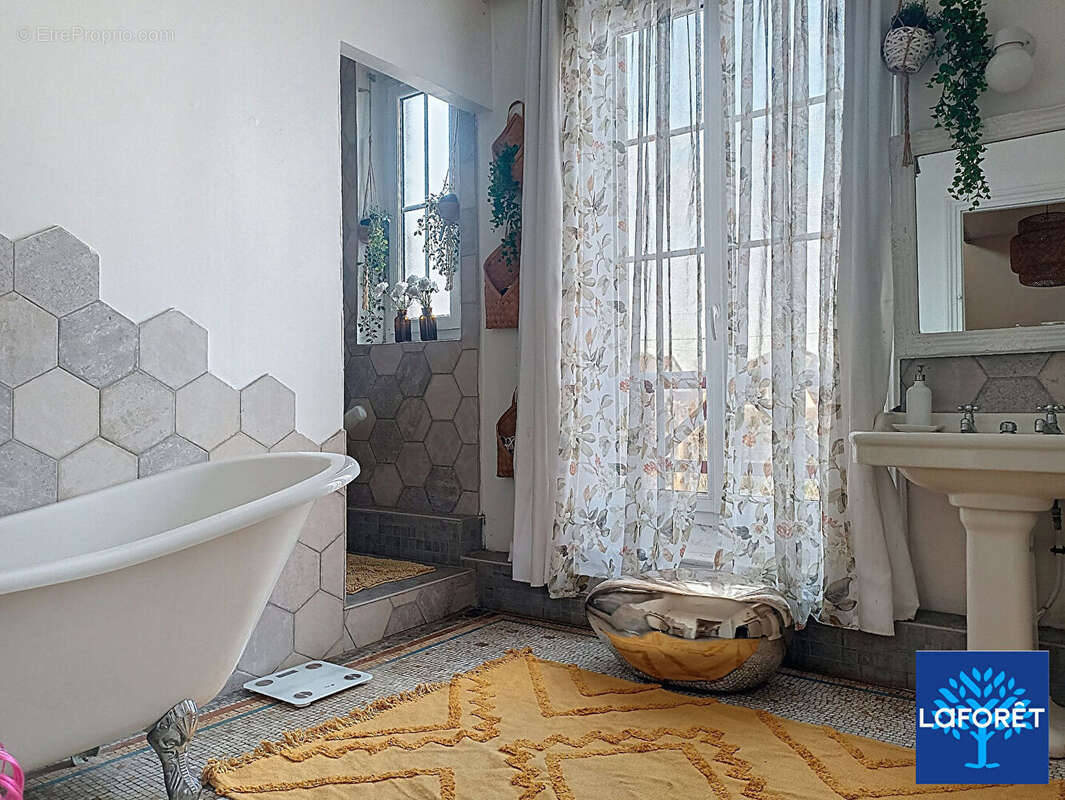 Maison à NEUILLY-PLAISANCE