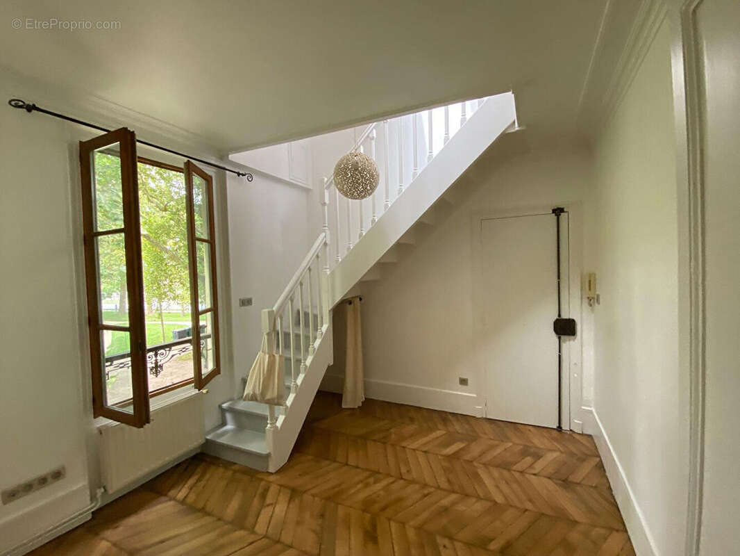 Appartement à VERSAILLES