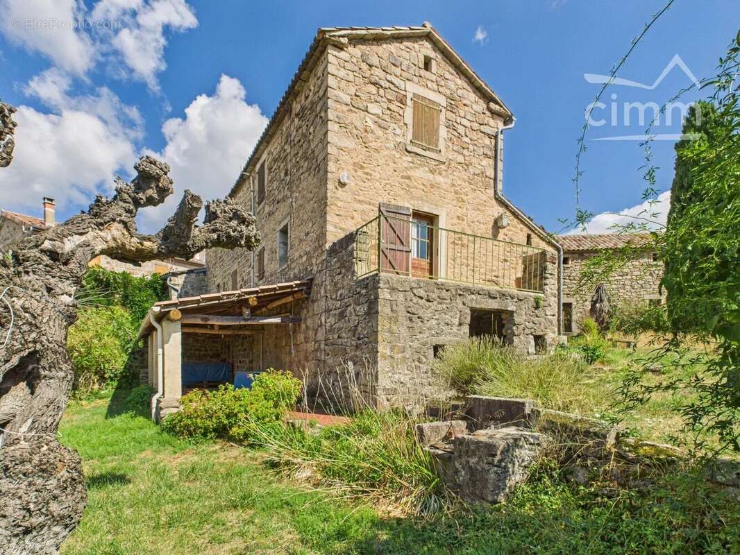 Maison à SAINT-ANDRE-LACHAMP