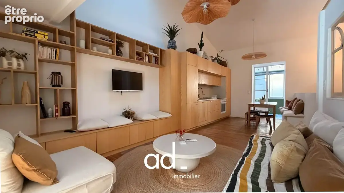 Appartement 4 pièces 68 m² à vendre à La Rochelle (17000) - photo 2