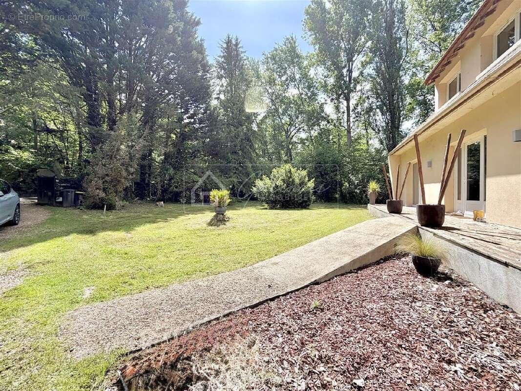 Maison à MAISSE