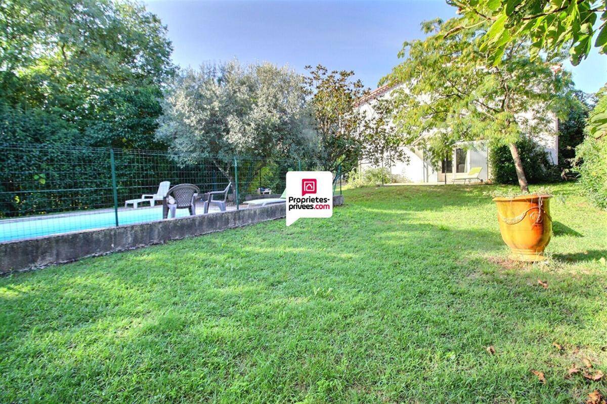 Maison à ORTHOUX-SERIGNAC-QUILHAN