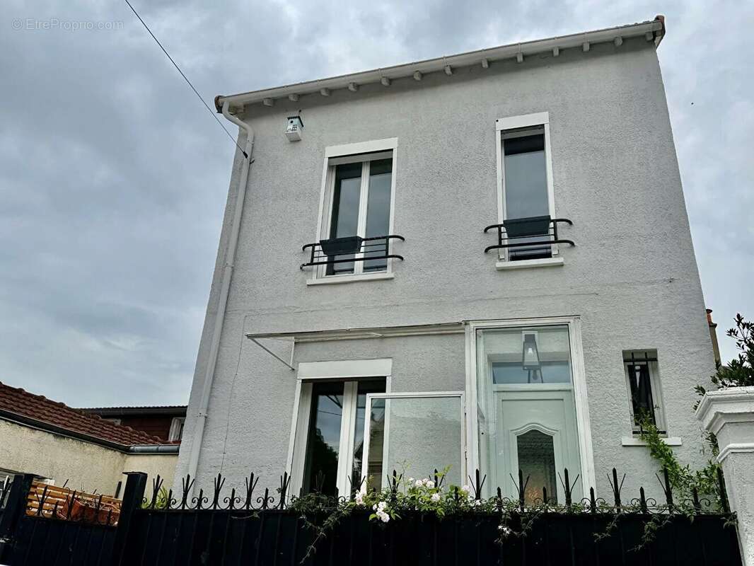 Maison à COLOMBES