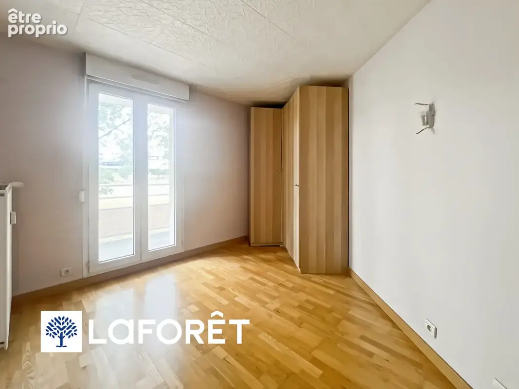 À vendre : Appartement 3 pièces à Évry Courcouronnes - photo 4