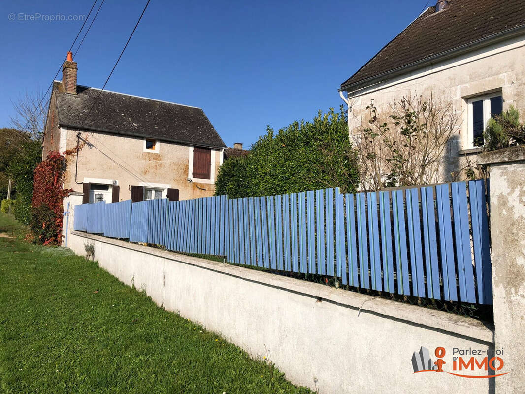 Maison à SOUGERES-EN-PUISAYE