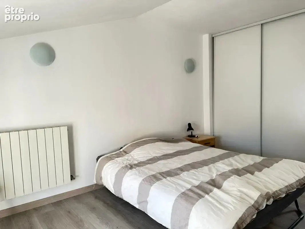 Vinon-sur-Verdon centre ancien, Maison de village en pierre – 123 m², 4 chambres – cour privative et garage indépendant juste en - photo 15